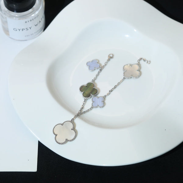 ˇShow YourselfˇCLOVER BRACELET 5 MOTIFS MOP CHALCEDONY