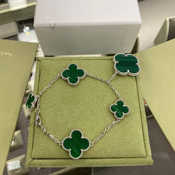 ˇShow YourselfˇCLOVER 5 MOTIFS MALACHITE BRACELET
