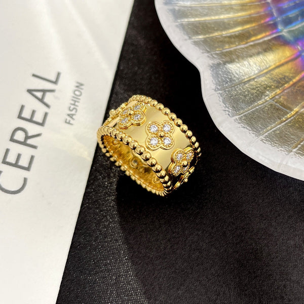 ˇShow YourselfˇPERLEE DIAMOND LARGE RING