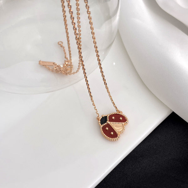ˇShow YourselfˇLUCKY  CARNELIANS LADYBUG NECKLACE
