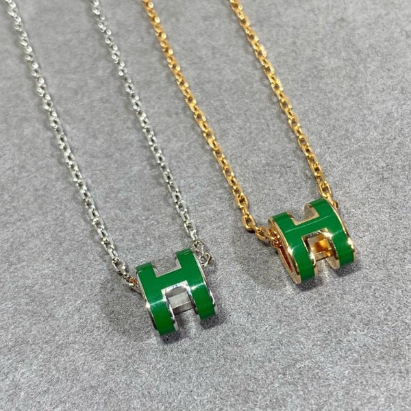 ˇShow YourselfˇPOP H GREEN NECKLACE SILVER AND GOLD