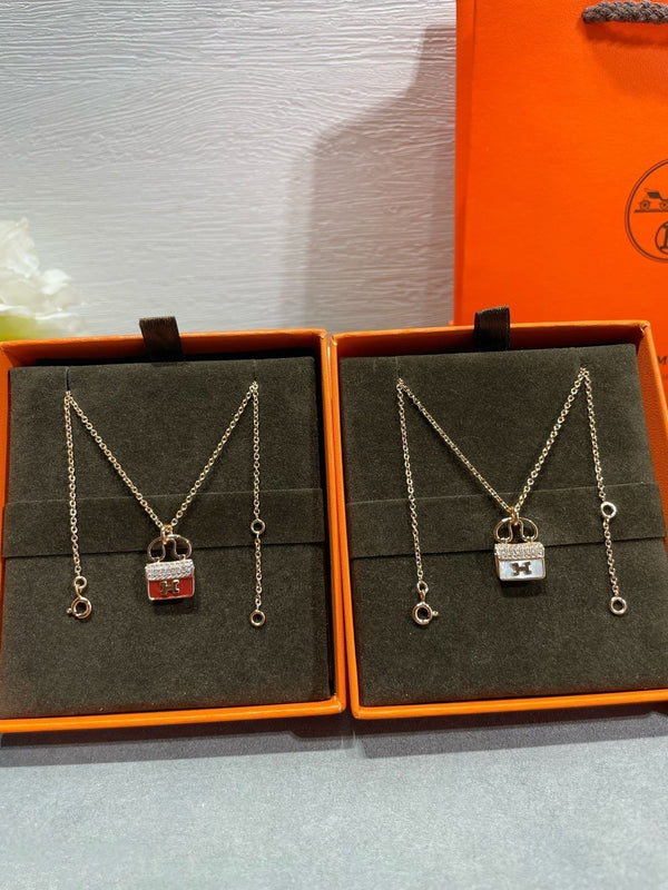 ˇShow YourselfˇH CIRCE MOISSANITE PENDANT NECKLACE GOLD