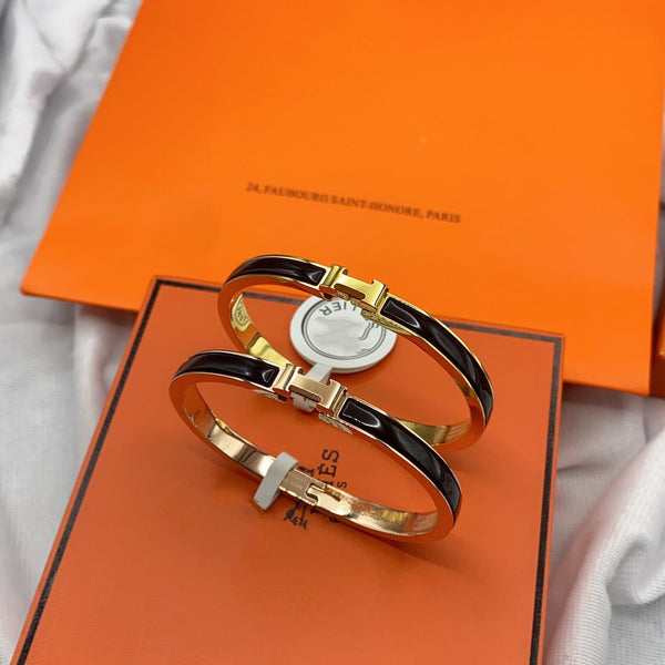 ˇShow YourselfˇCLASSIC HM CLIC BLACK 8MM ENAMEL BRACELET