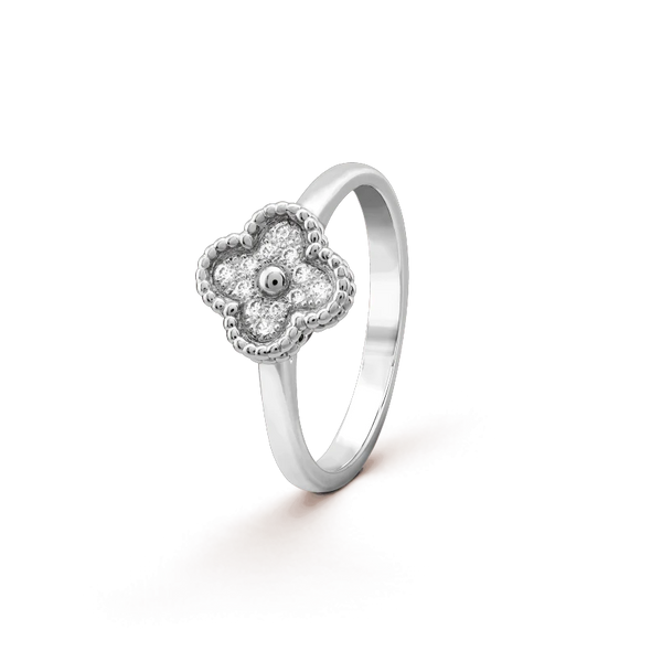 ˇShow YourselfˇCLOVER DIAMOND RING