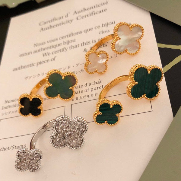 ˇShow YourselfˇCLOVER BETWEEN THE FINGER RING